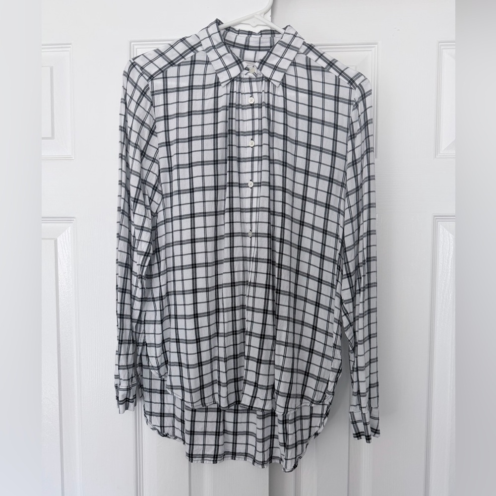 Loft black and white women’s button down blouse, size small